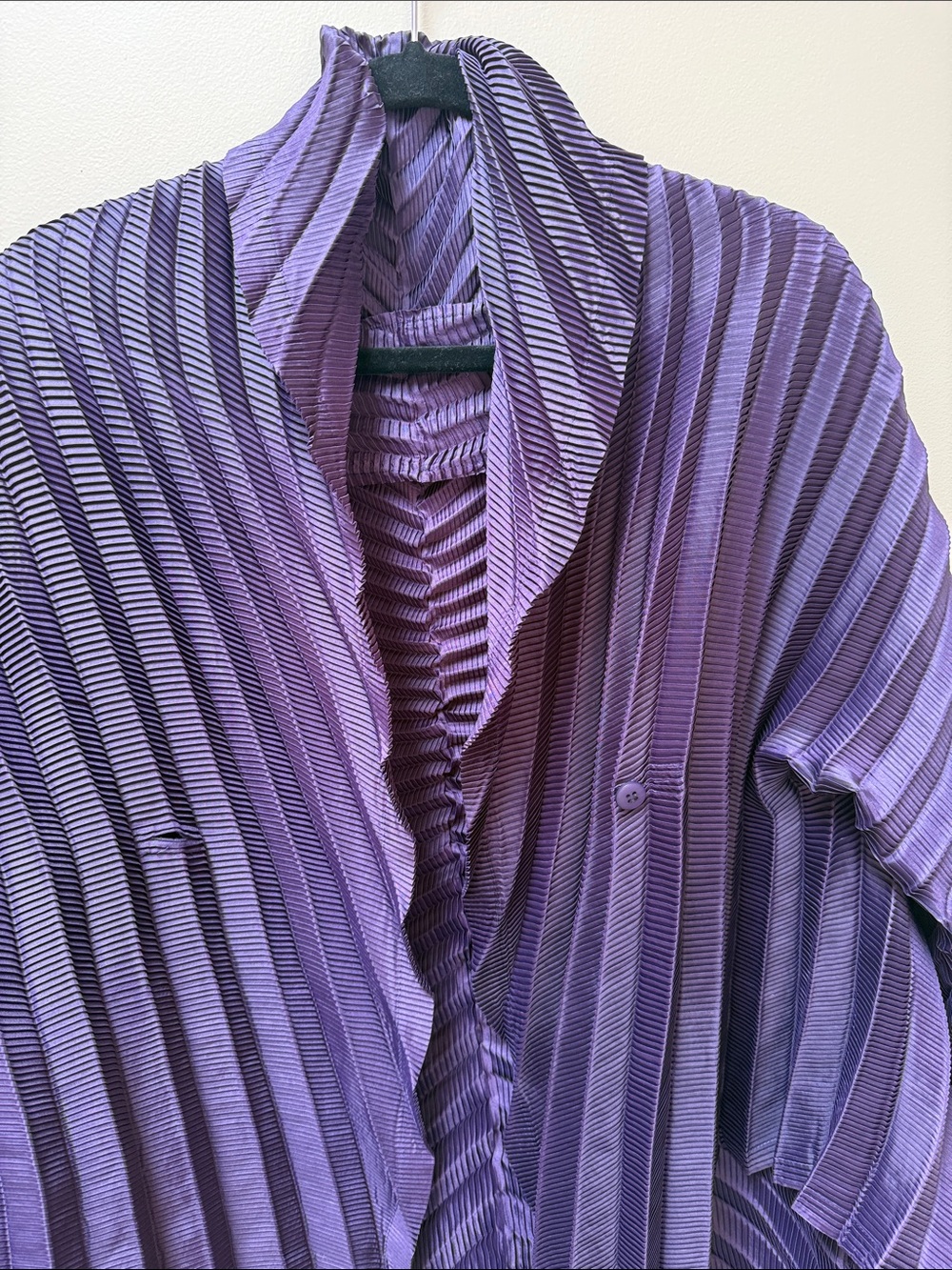 Rare Issey Miyake Pleated Jacket in Deep Purple Size 2 - Picture 6 of 9